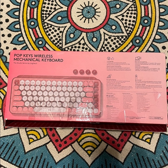 Logitech Pop Keys Heartbreaker - Picture 2 of 5